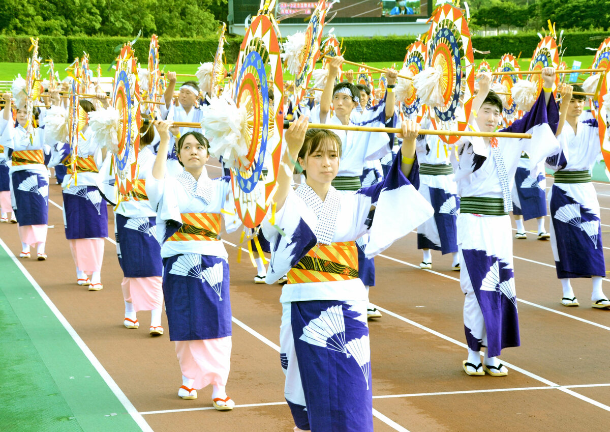朝刊先読み 夏の鳥取に響く鈴の音 ３年ぶりに有観客でしゃんしゃん祭 山陰中央新報デジタル