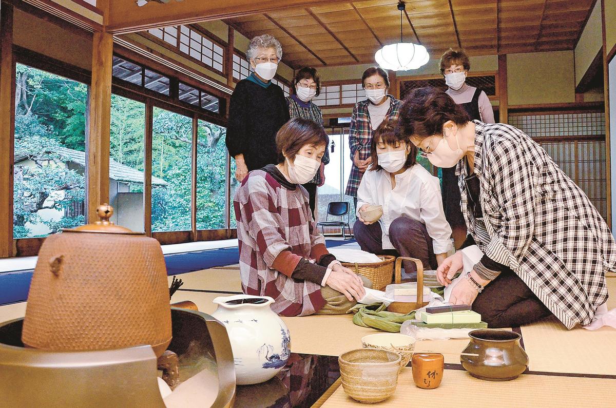 松江城大茶会きょう開幕 心込め９流派がもてなし | 山陰中央新報デジタル