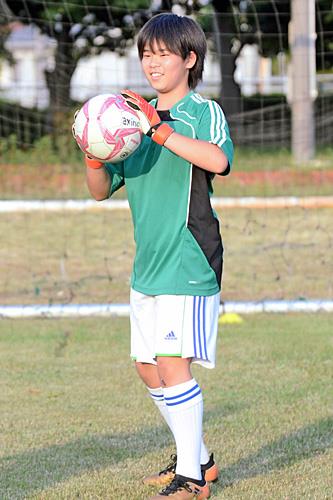 輝 き らりキッズ なでしこ 目指すｇキーパー 山陰中央新報デジタル